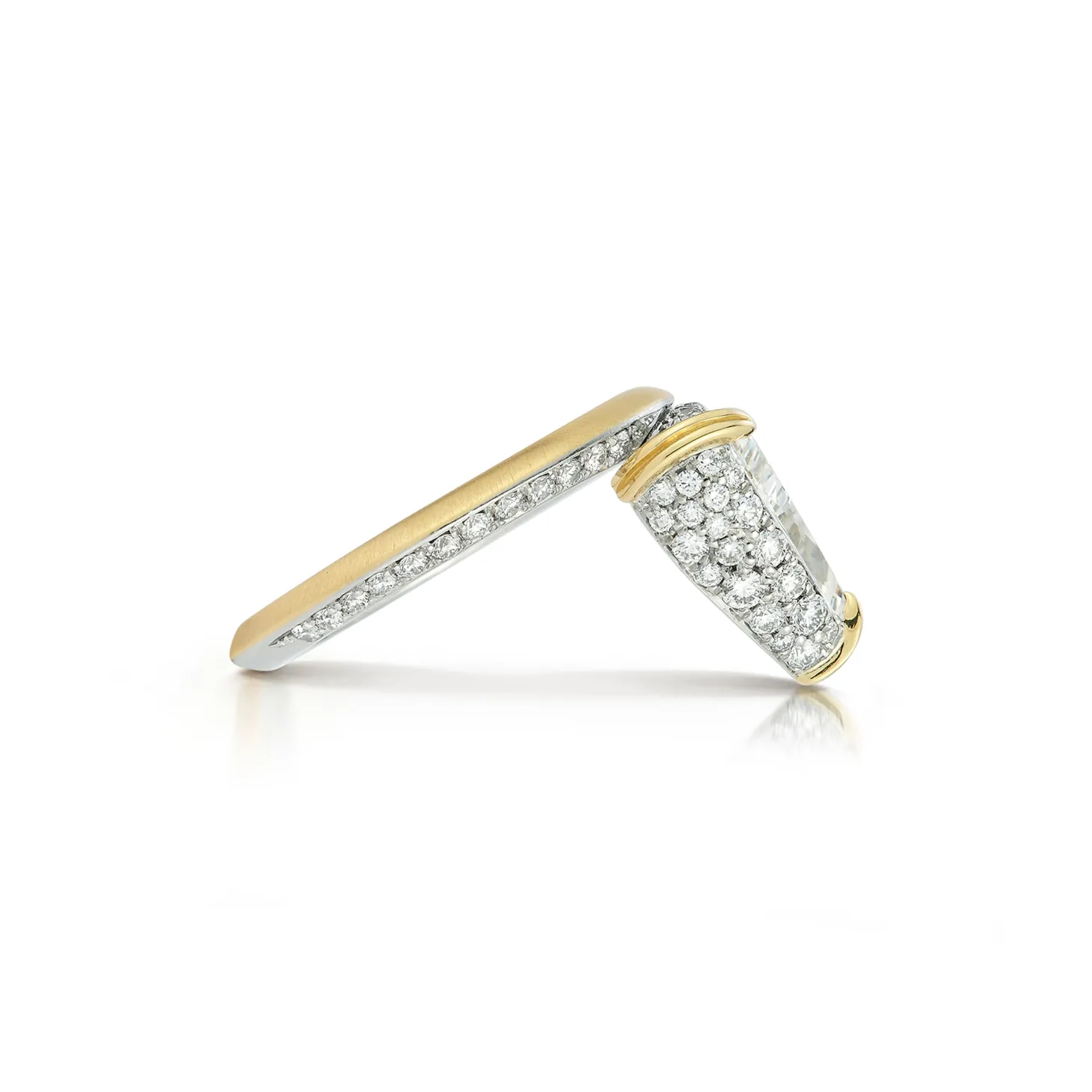 Hanging Scarlett Ring