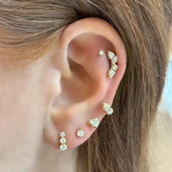Posey Curve Flatback Stud